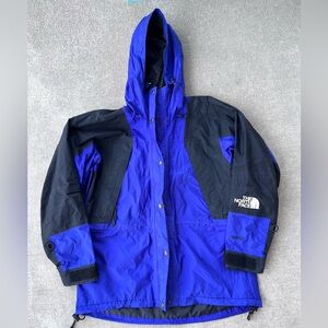 Vintage 90s the north face cobalt blue gore-Tex mountain light Jacket coat